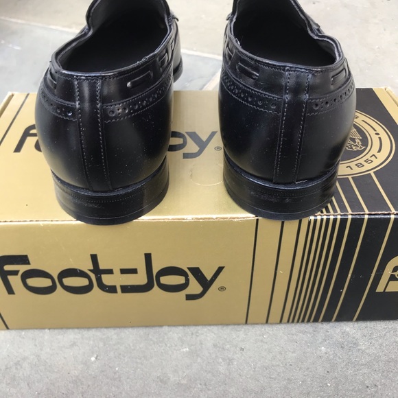 FootJoy dress shoes. Size 11.5 - Picture 3 of 5